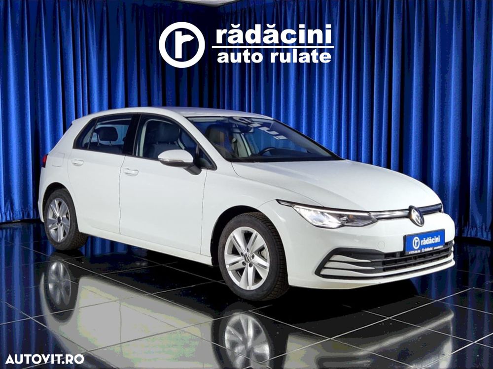 Volkswagen Golf - 1