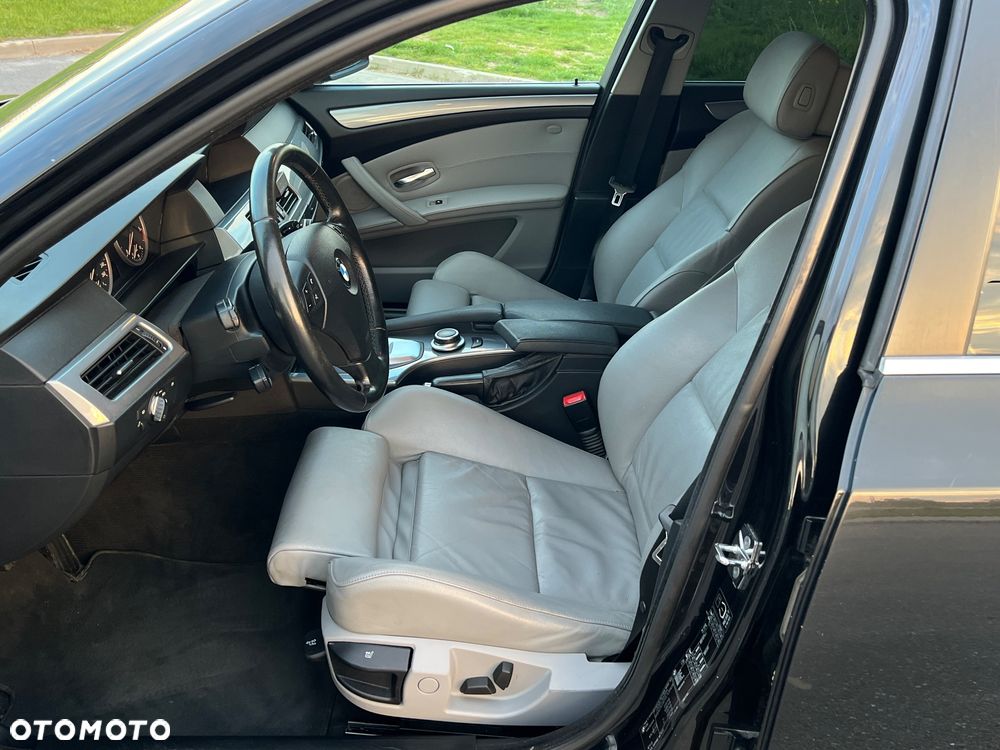 BMW Seria 5 520d Edition Exclusive - 9