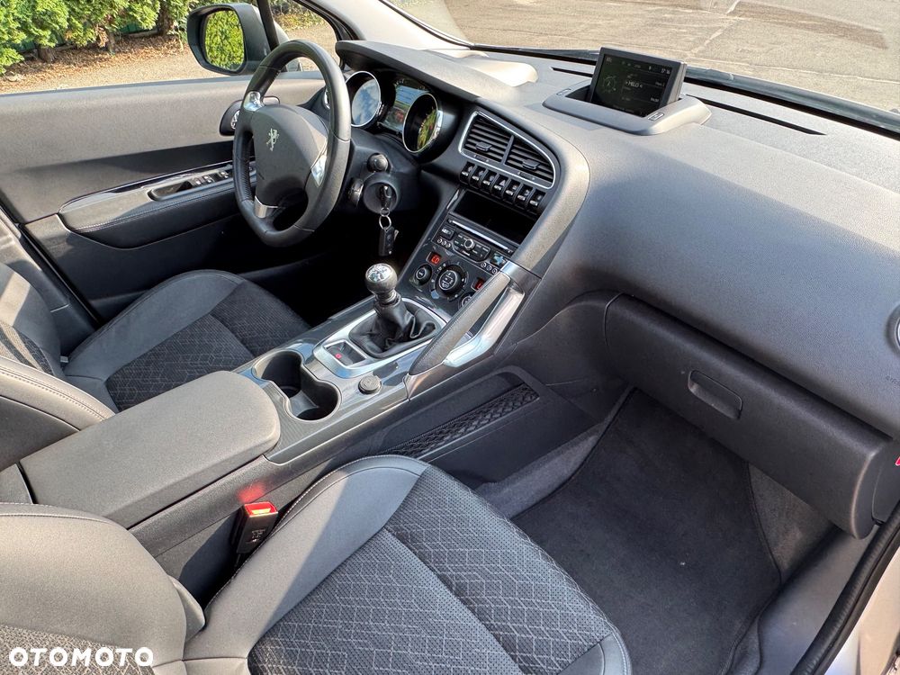 Peugeot 3008 HDi FAP 150 Platinum - 30
