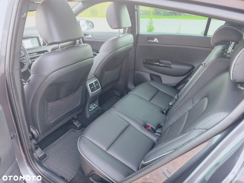 Kia Sportage 1.7 CRDI Business Line L 2WD - 12