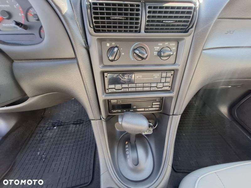 Ford Mustang 4.0 V6 - 21