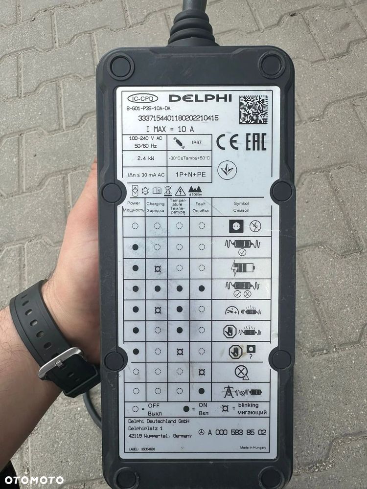 ŁADOWARKA DO SAMOCHODÓW ELEKTRYCZNYCH MERCEDES A0005838502 - 2