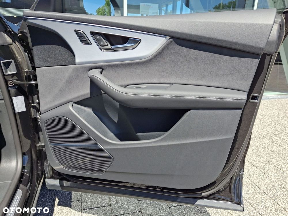 Audi Q8 - 22