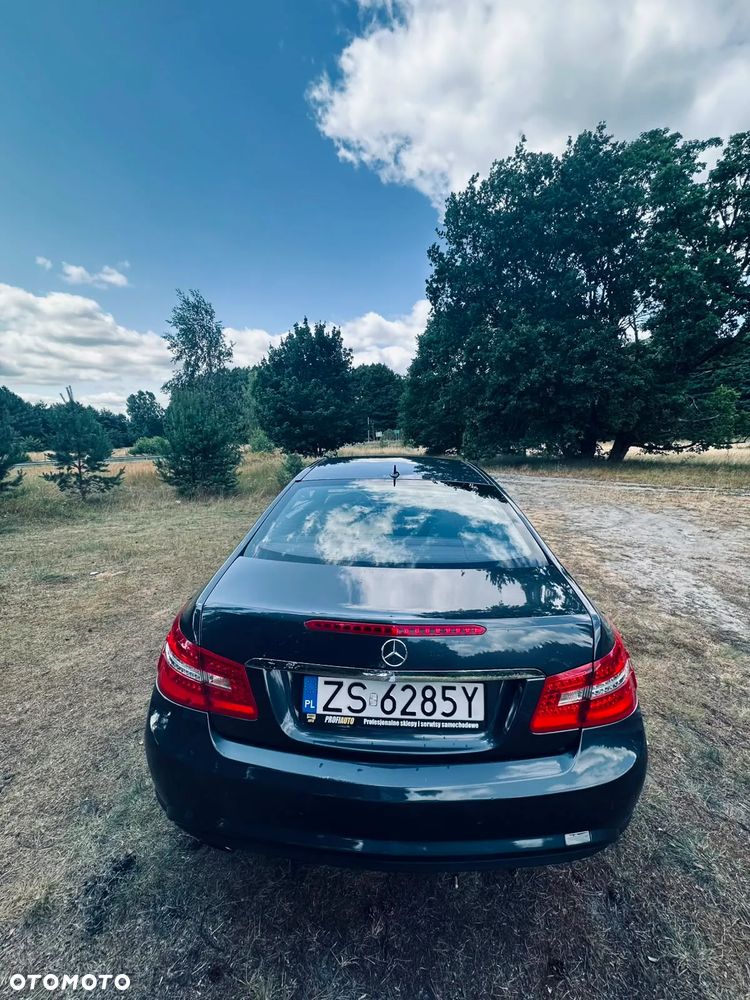 Mercedes-Benz Klasa E - 9