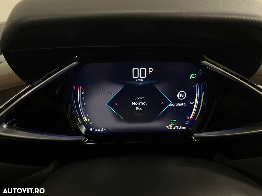 DS Automobiles DS 3 Crossback - 33