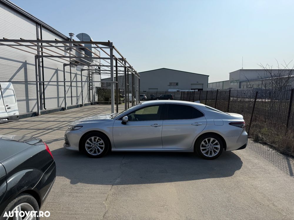 Toyota Camry 2.5 Exclusive - 7