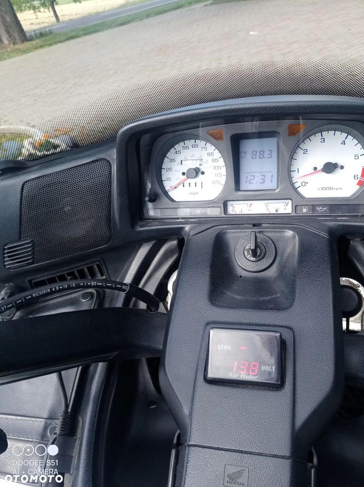 Honda GL - 5