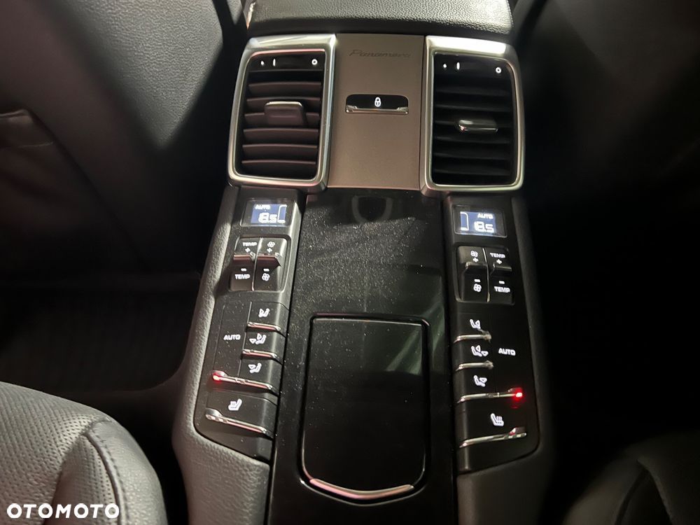 Porsche Panamera PDK Edition - 17