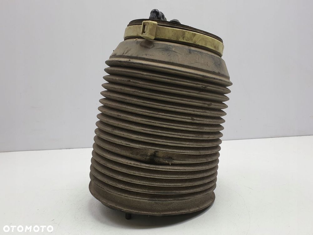 Land Cruiser 150 PRAWA PODUSZKA ZAWIESZENIA Miech - 5