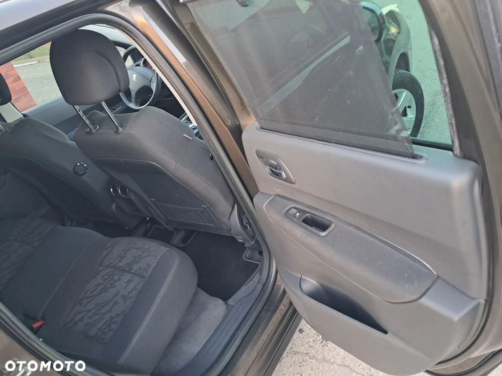 Peugeot 3008 HDi FAP 150 Business-Line - 18