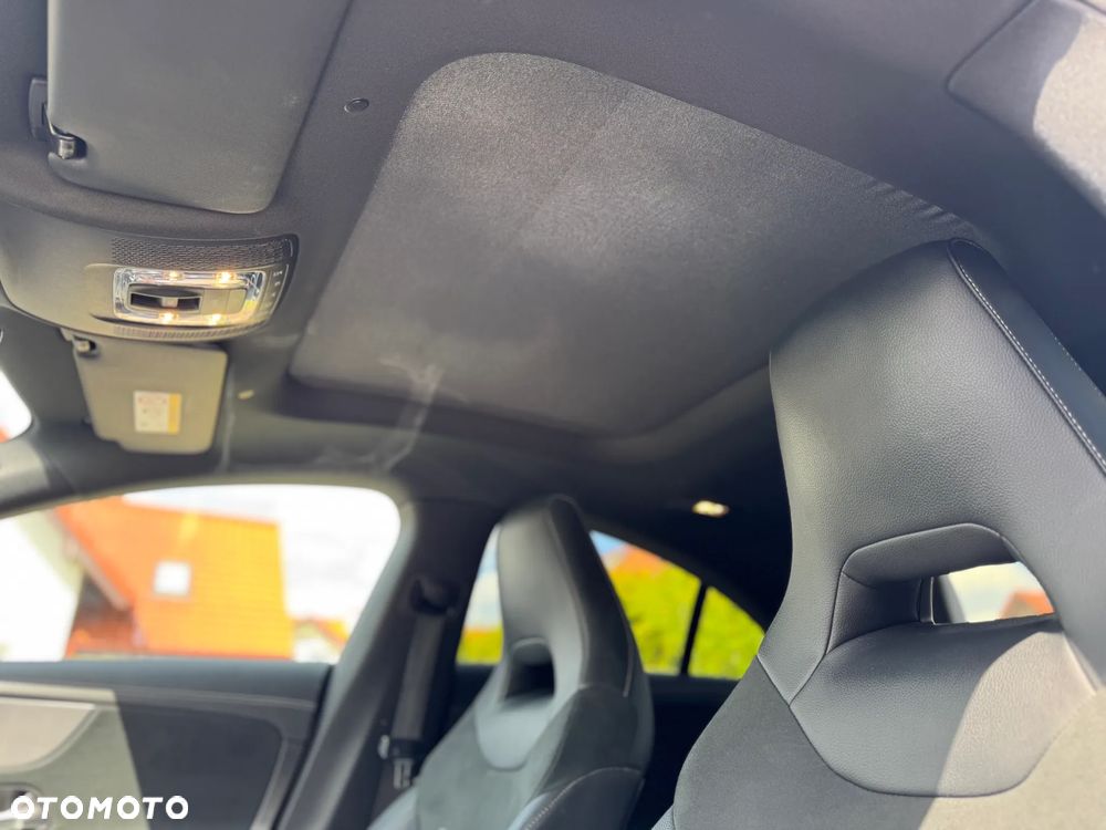 Mercedes-Benz CLA 250 4-Matic Edition 1 7G-DCT - 22