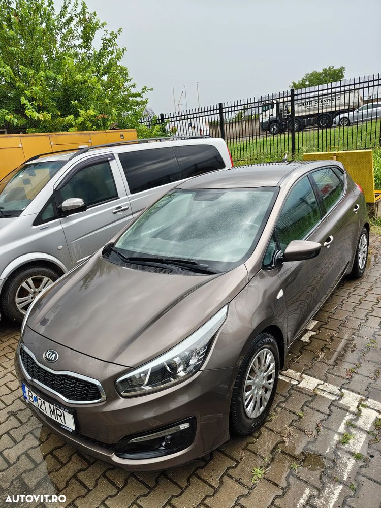 Kia Ceed - 5