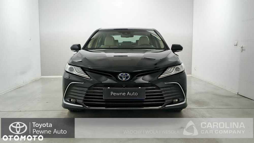 Toyota Camry 2.5 Hybrid Executive CVT - 24