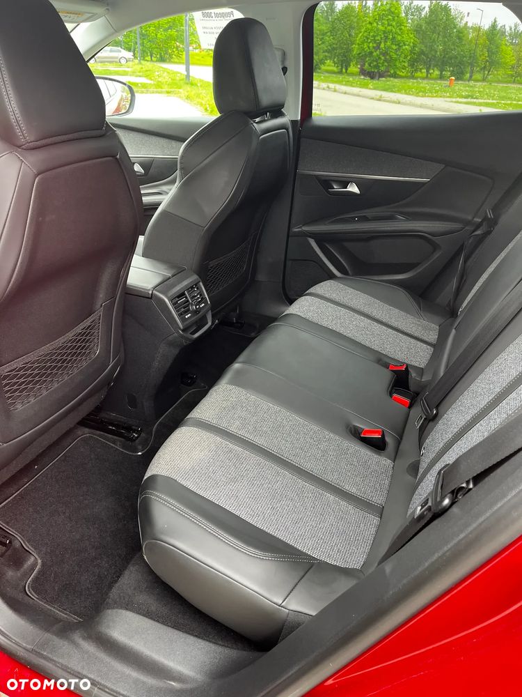 Peugeot 3008 PureTech 130 Stop & Start GPF Allure - 7
