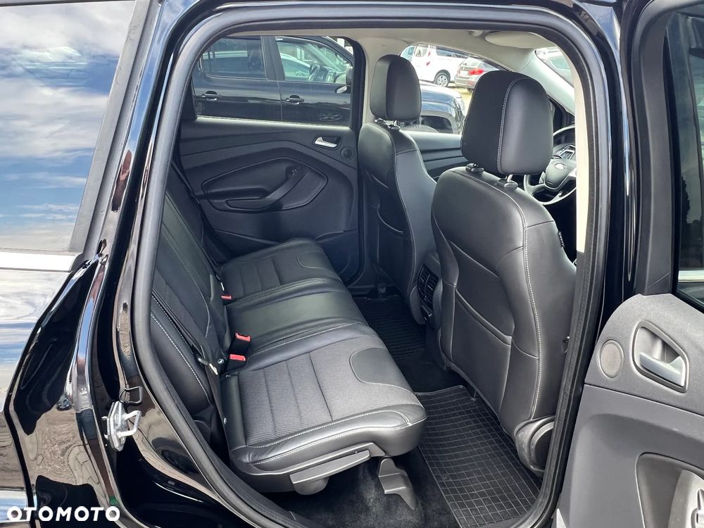 Ford Kuga 2.0 TDCi 4x4 Titanium - 23