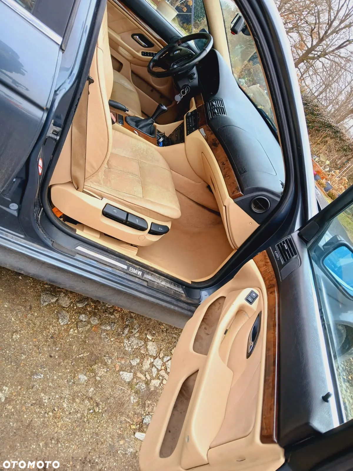 BMW Seria 5 523i - 6