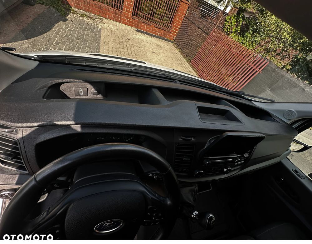 Ford Transit - 19