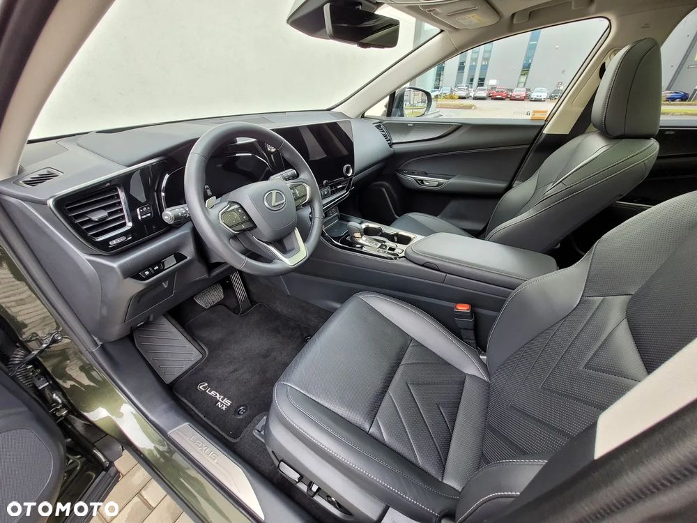 Lexus NX 350h Omotenashi AWD - 4