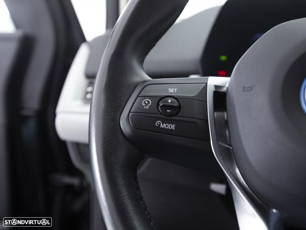 BMW 225xe Active Tourer e xDrive - 19