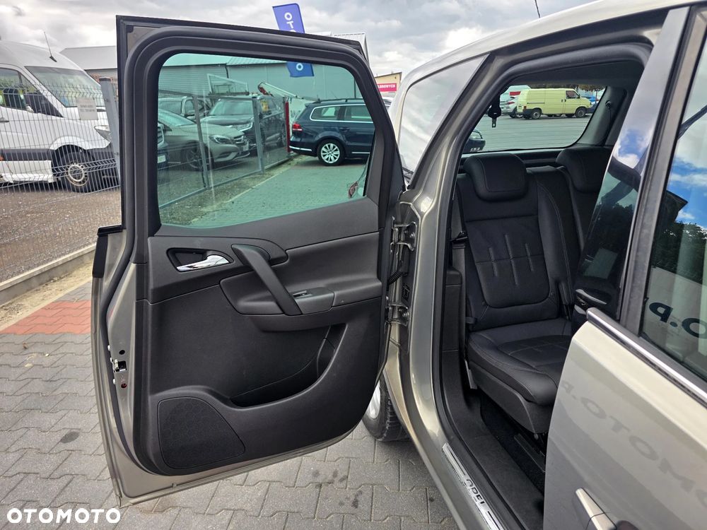 Opel Meriva - 13