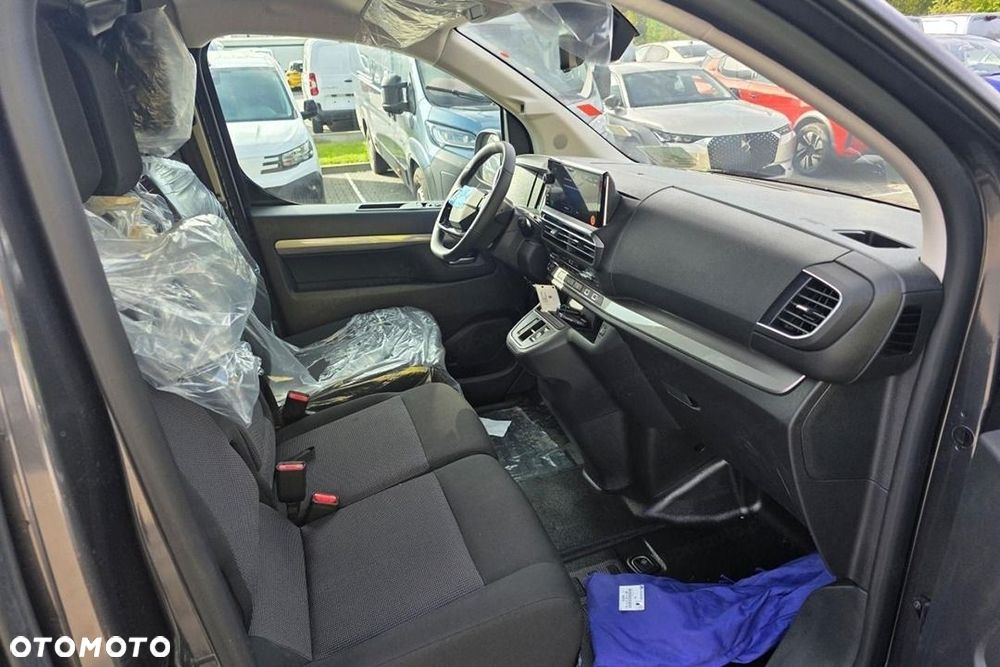 Opel Vivaro XL EAT8 2.2 180KM - 10