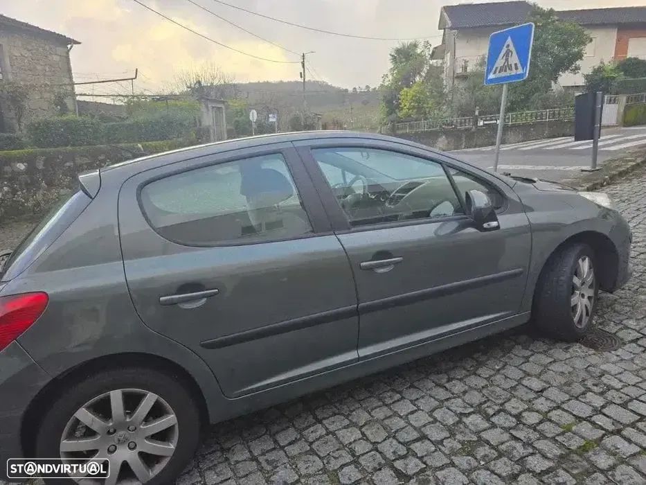 Peugeot 207 1.6 HDi Sport - 1