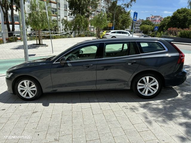 Volvo V60 2.0 D4 Momentum Plus Geartronic - 11
