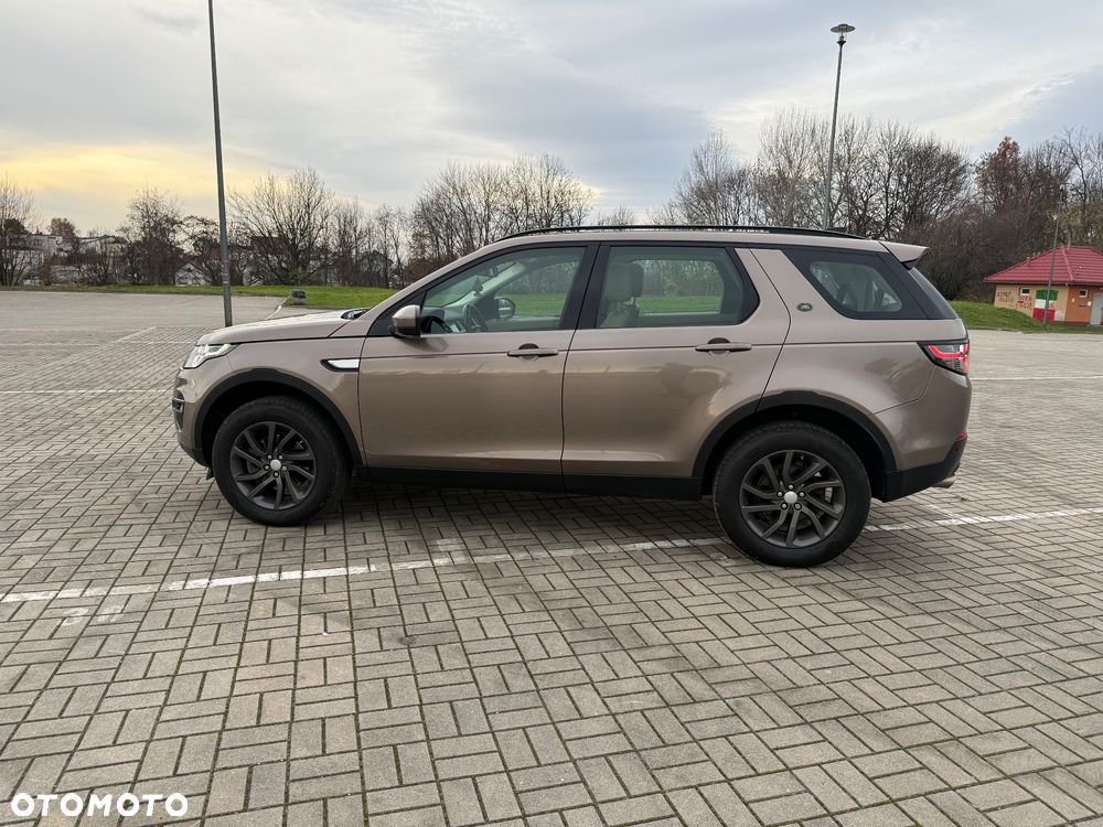 Land Rover Discovery Sport TD4 HSE - 8