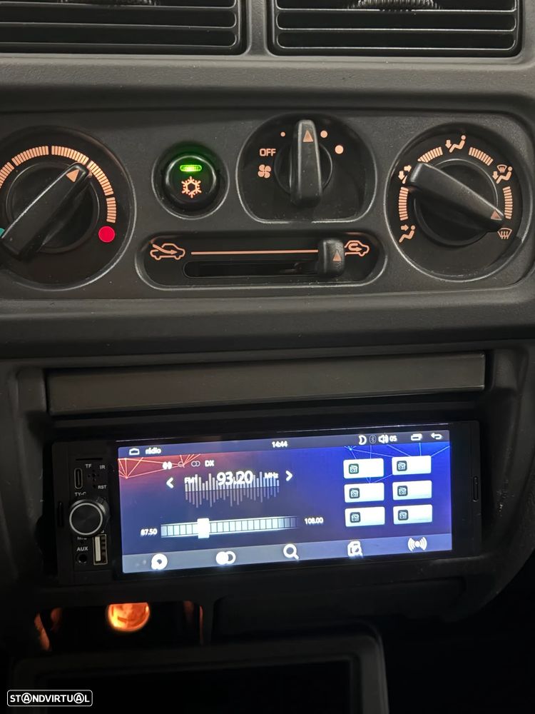 Mitsubishi Pajero Sport 2.5 TD GLS - 17