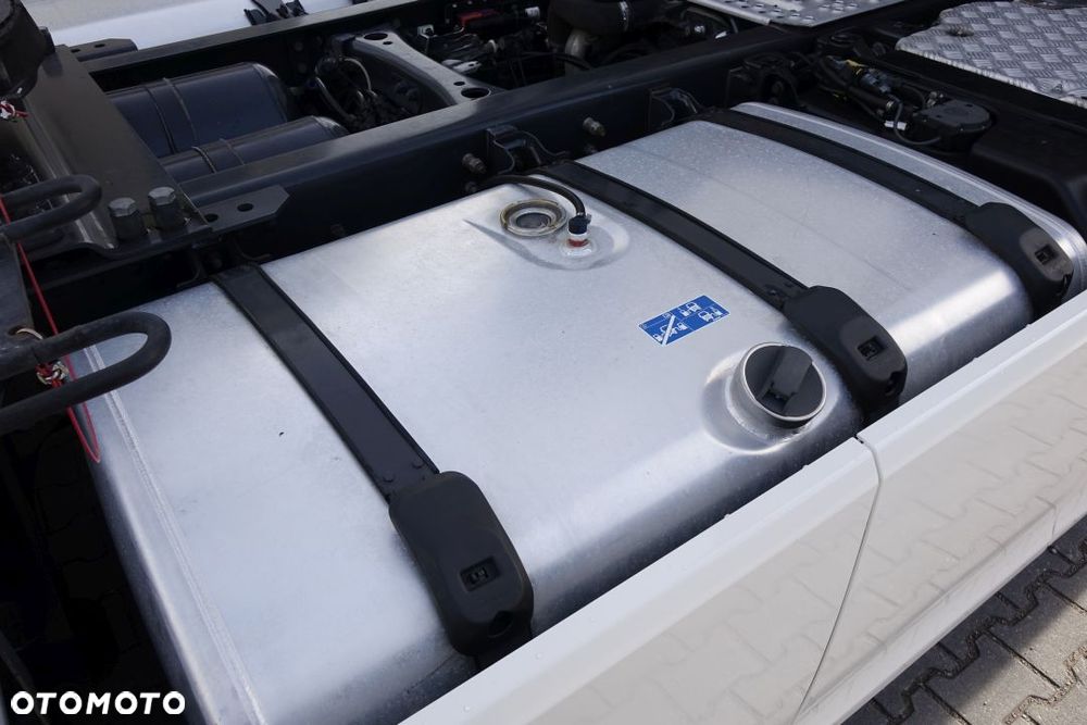 Scania R500 NGS / EURO 6 / STANDARD / AUTOMAT / RETARDER / 2 ZBIORNIKI / KLIMATYZACJA POSTOJOWA / LODÓWKA - 16