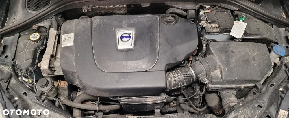Volvo XC 60 D5 AWD Momentum - 2