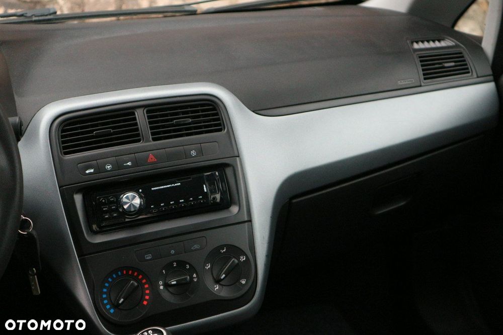 Fiat Grande Punto 1.2 8V Dynamic - 34