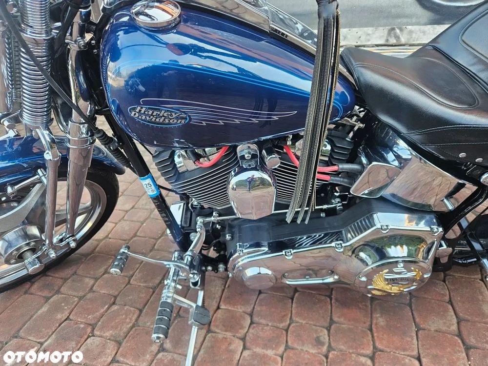 Harley-Davidson Softail Standard - 4