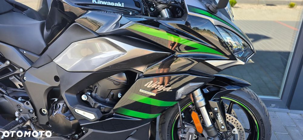 Kawasaki Ninja 1000 SX - 9