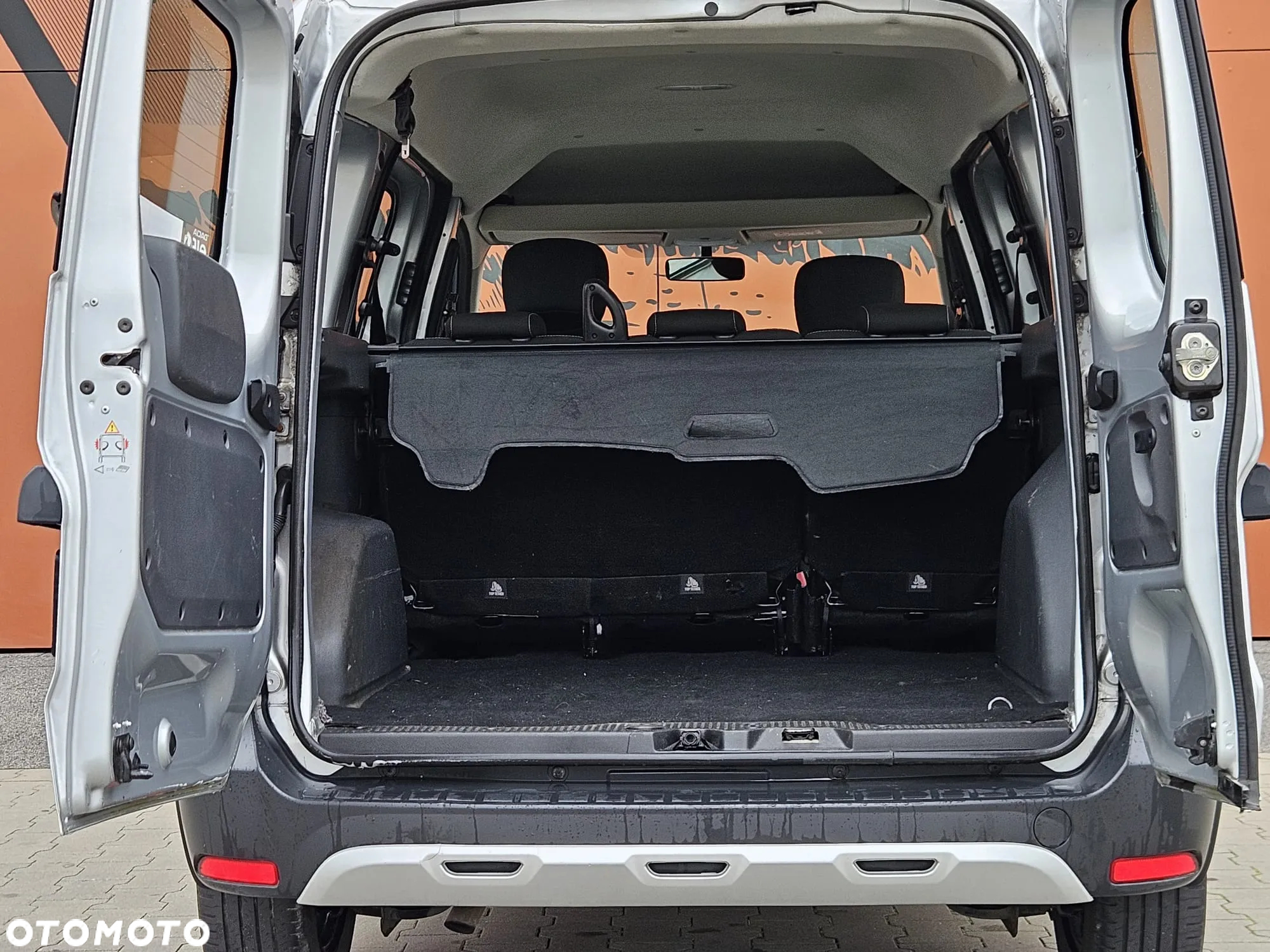 Dacia Dokker 1.6 SCe Stepway - 31