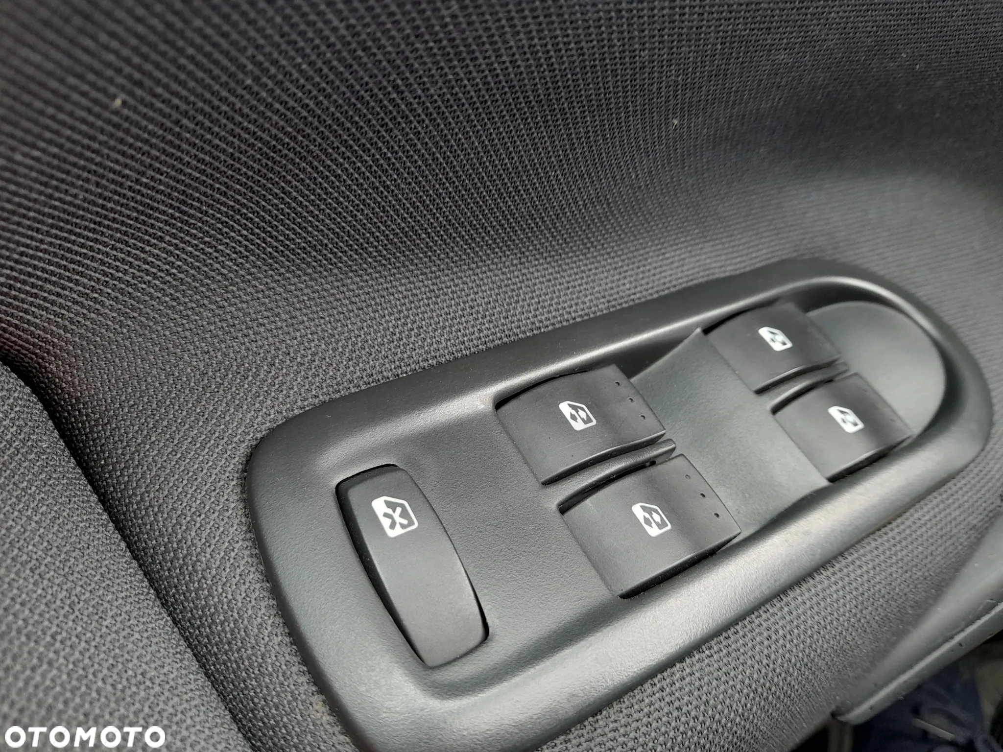 Renault Megane 1.6 16V 100 Authentique - 26
