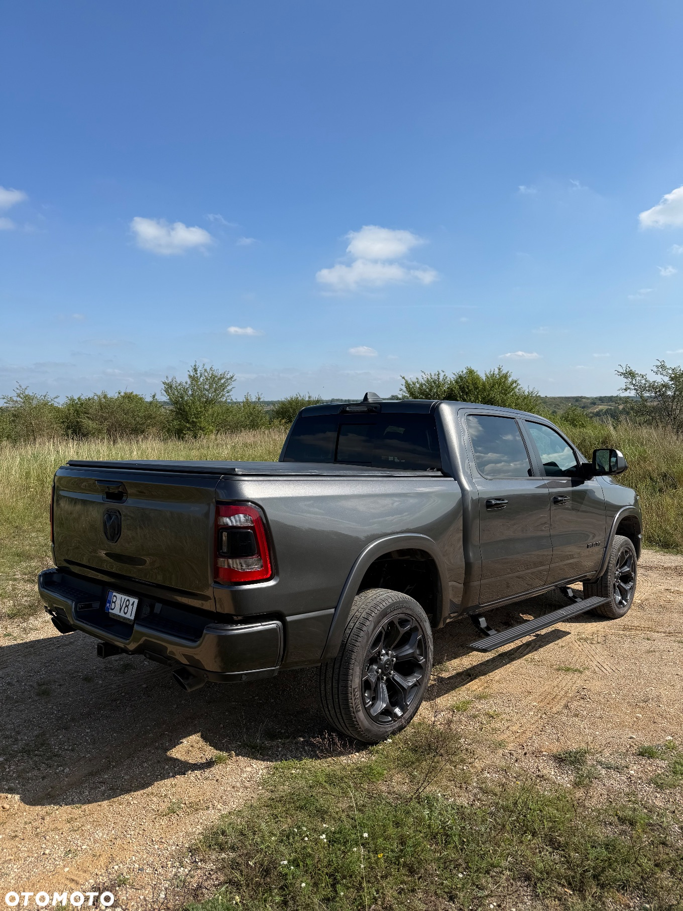 RAM 1500 5.7 Crew Cab Shortbed Limited Black - 5