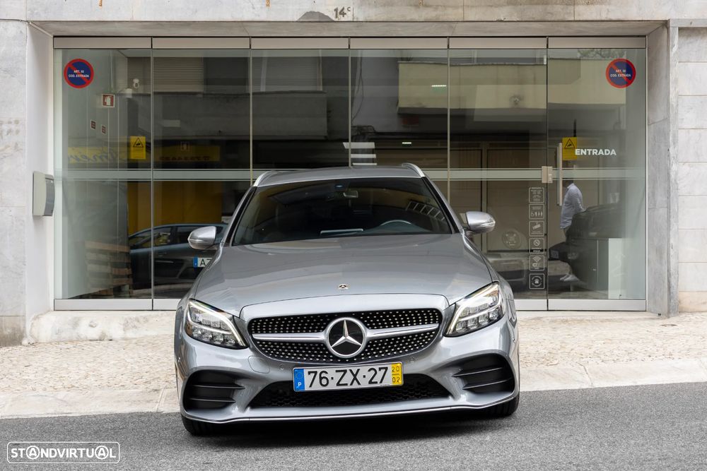 Mercedes-Benz C 300 2020 photo 2