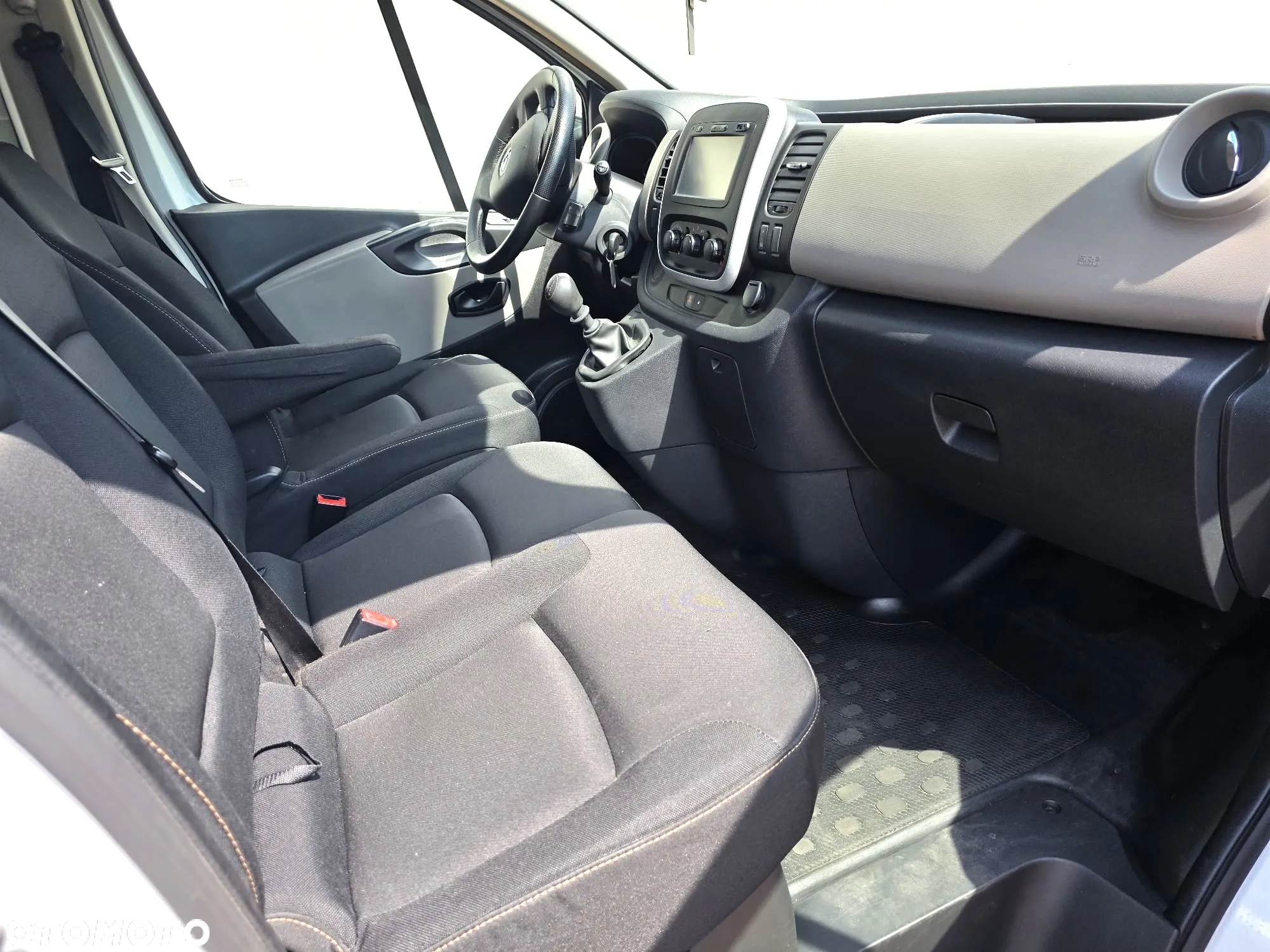 Renault Trafic L2H1 2,9t Pack Clim - 13