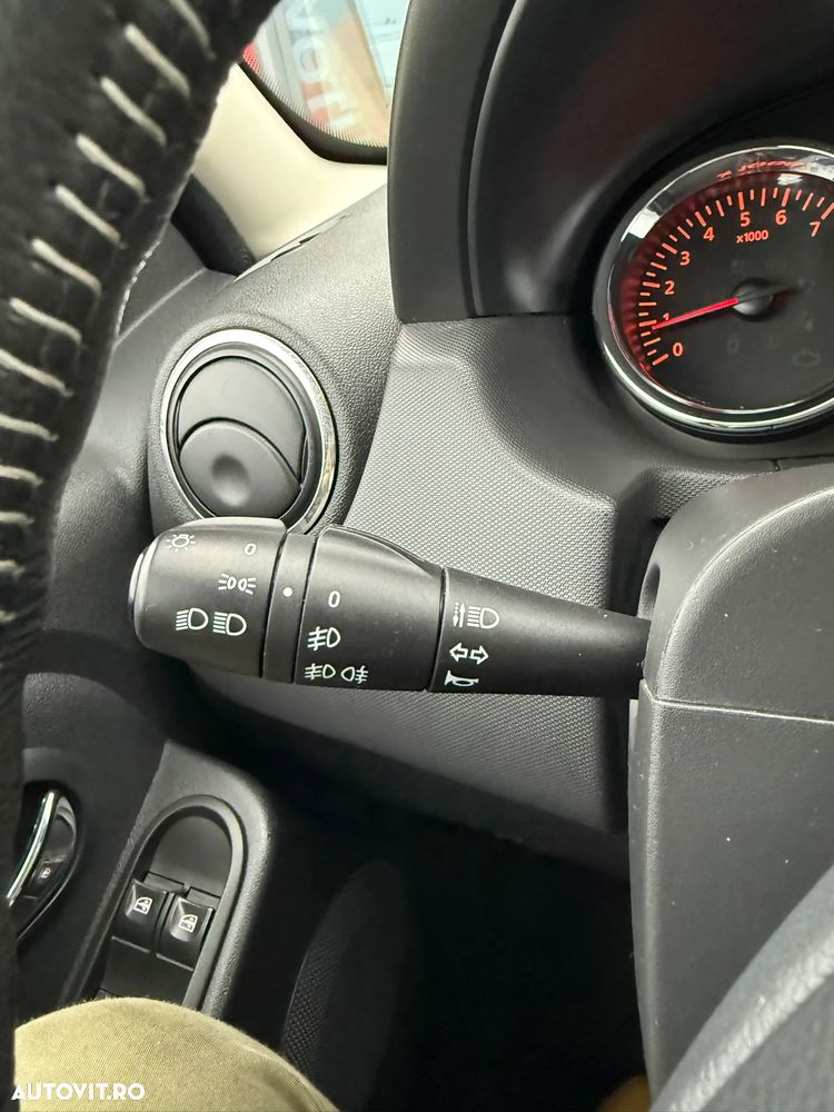 Dacia Duster dCi 110 FAP 4x2 Prestige - 35