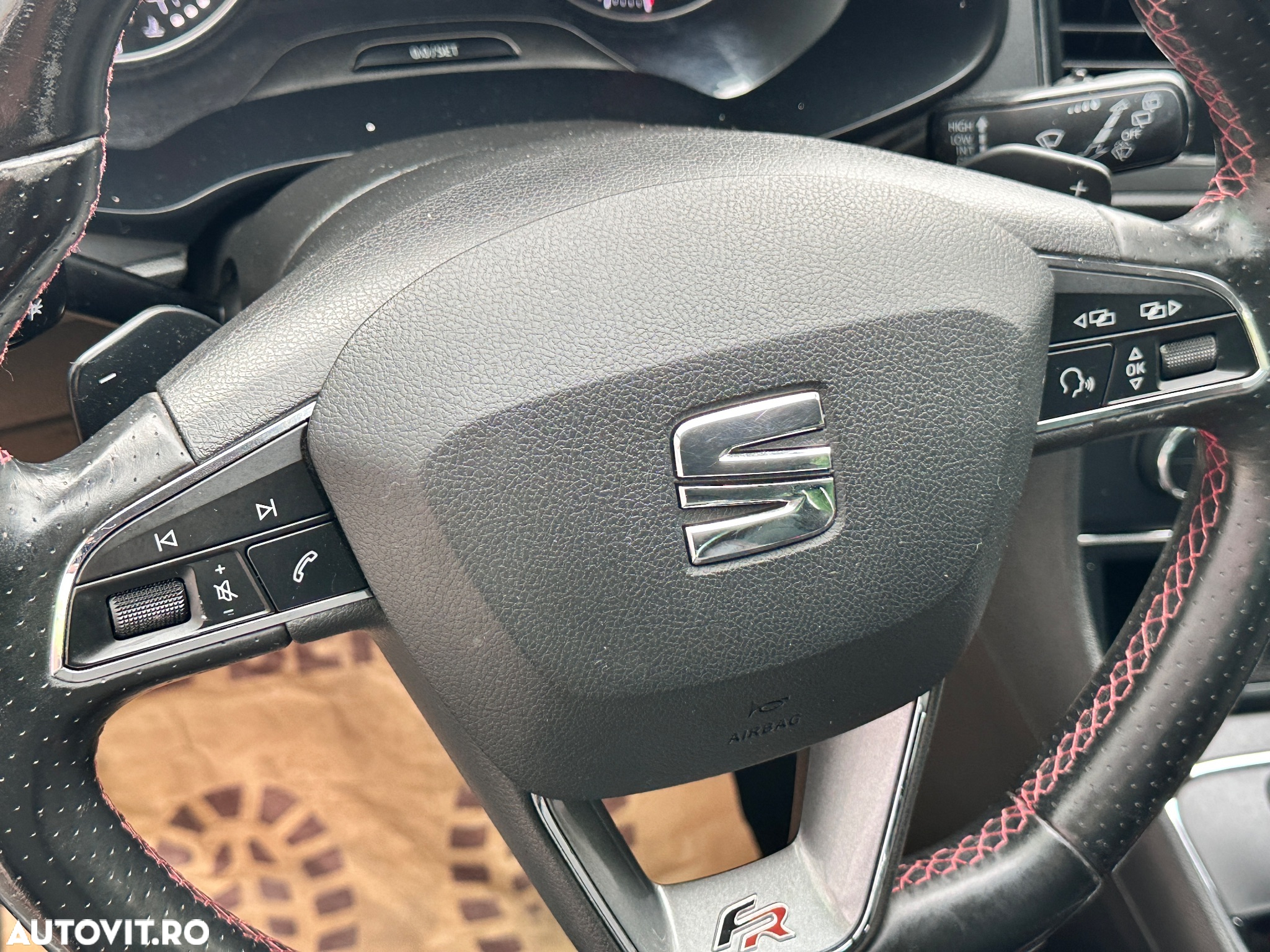 Seat Leon 1.4 TSI ACT Start&Stop DSG FR - 32