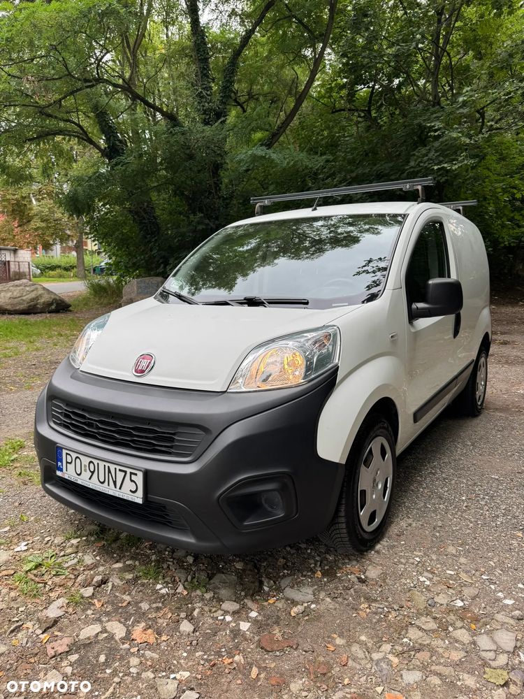 Fiat Fiorino Kombi Adventure - 1