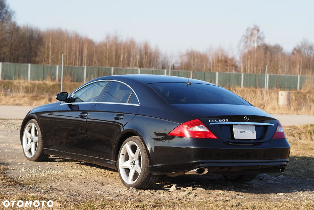 Mercedes-Benz CLS - 12