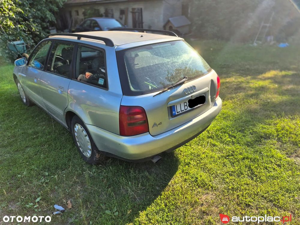Audi A4 Avant 1.8 - 4