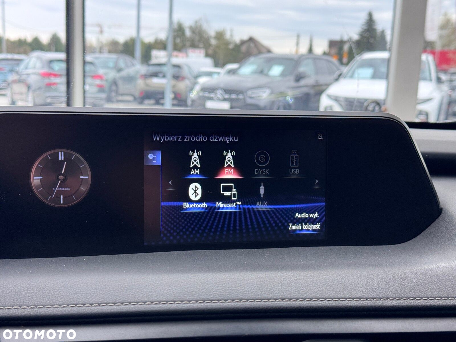 Lexus UX - 34