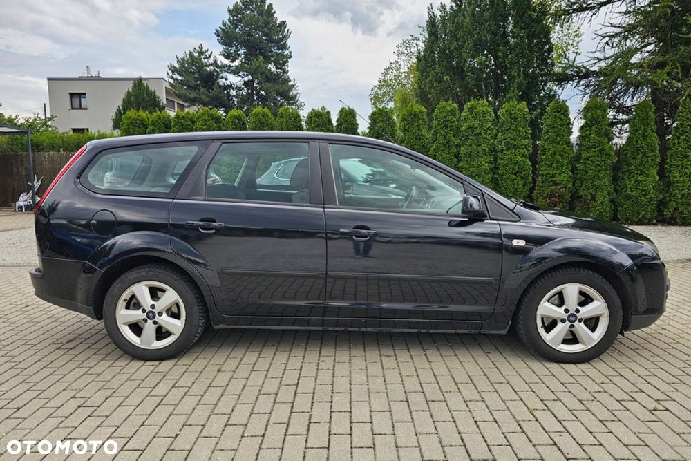 Ford Focus - 8