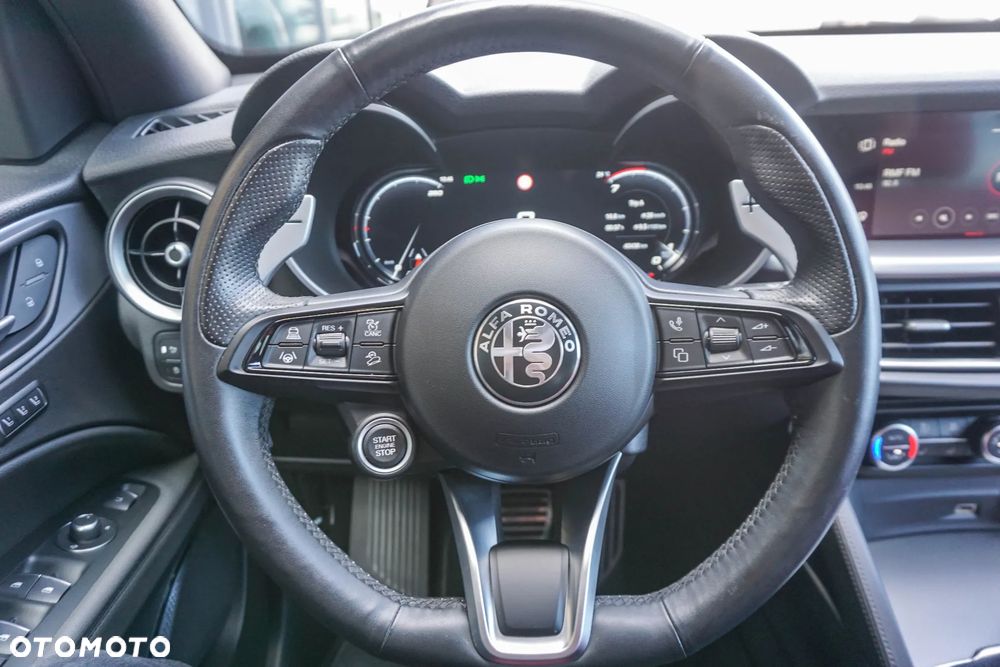 Alfa Romeo Stelvio 2.0 Turbo Veloce Q4 - 11