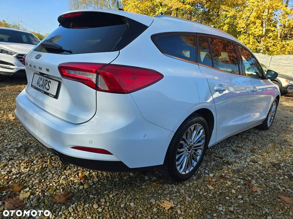 Ford Focus 1.0 EcoBoost STart-Stopp-System TITANIUM - 5