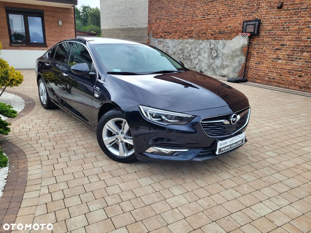 Opel Insignia 1.5 T Exclusive S&S - 28