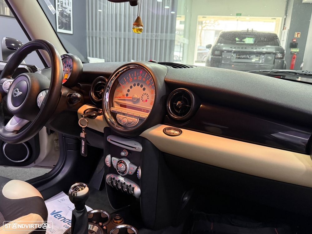 MINI 3 Portas Cooper Parklane - 16